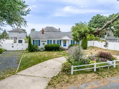 5 Water Street, Yarmouth MA — view 2