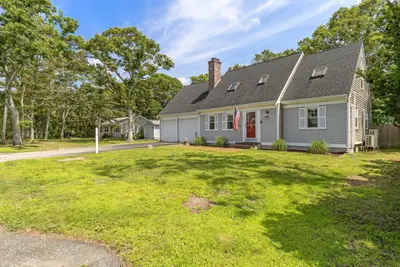 835 Old Barnstable, Falmouth MA — view 2