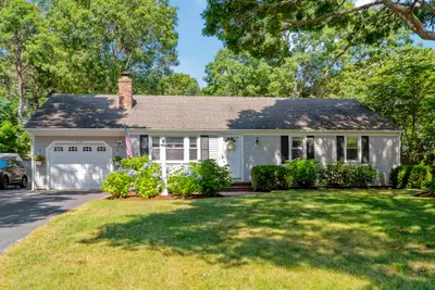 119 Webbers Path, Yarmouth MA