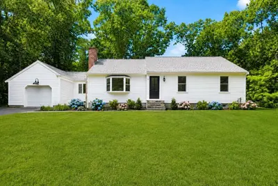 5 Candlewood Drive