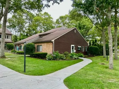 20 Roundhouse Road, Unit 20