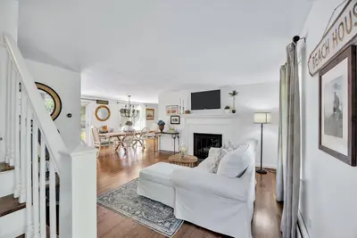 7 Fernwood Avenue, Barnstable MA — view 3