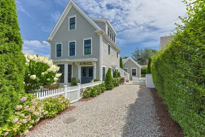 4 Race Road, Unit 4