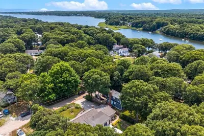 14 Veeder Drive, Falmouth MA — view 3