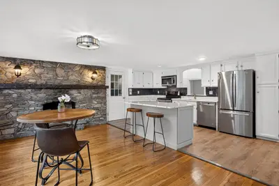 14 Veeder Drive, Falmouth MA — view 4