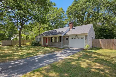 38 McNamara Road, Yarmouth MA — view 2