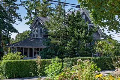 62 School Street, Falmouth MA — view 5