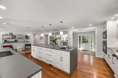 4 Aunt Edith's Road, Yarmouth MA — view 4