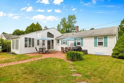33 Homestead Lane, Falmouth MA — view 4
