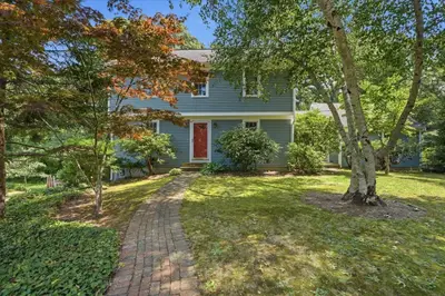 98 Bray Farm Road S, Yarmouth MA