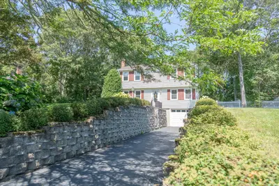 10 Pinehurst Drive, Bourne MA — view 4