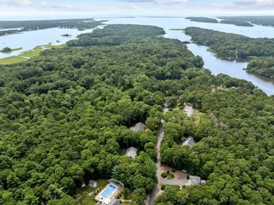 26 Qaushnet Way, Falmouth MA — view 3