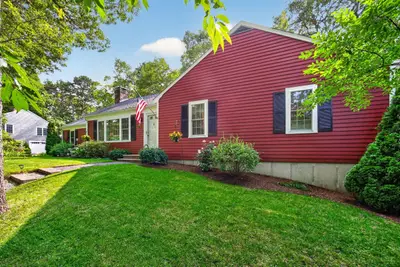7 Bent Bluff Lane