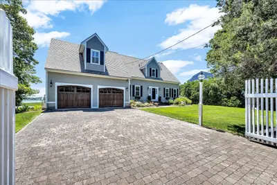 155 Wings Neck Road, Bourne MA — view 3