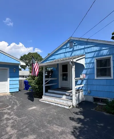 35 Wall Street, Bourne MA — view 3
