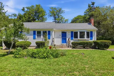 52 Arrowhead Drive