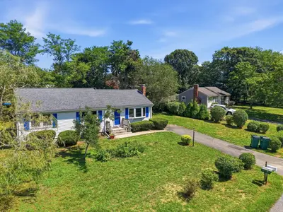 52 Arrowhead Drive, Yarmouth MA — view 4