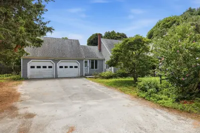 11 Rogia Road, Yarmouth MA — view 2
