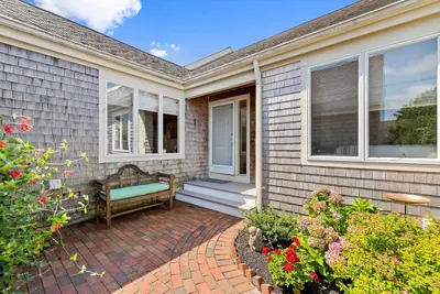 13 John Hall Cartway, Unit 13, Yarmouth MA