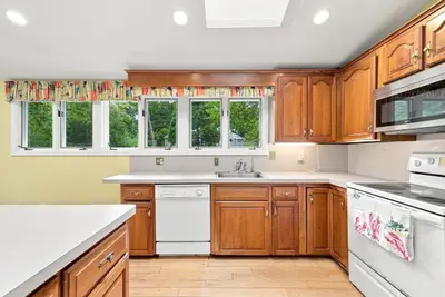 79 Pond Circle, Mashpee MA — view 4