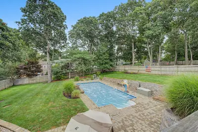 12 Gordon Lane, Yarmouth MA — view 3
