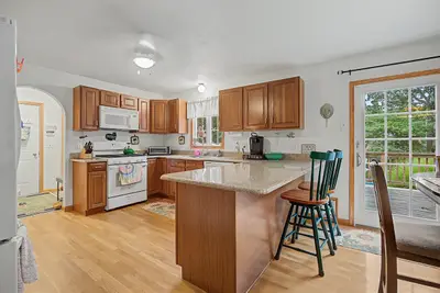 12 Gordon Lane, Yarmouth MA — view 5