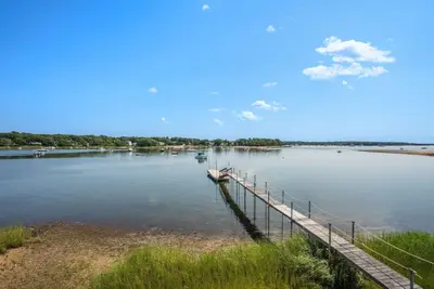 584 Circuit Avenue, Bourne MA — view 3