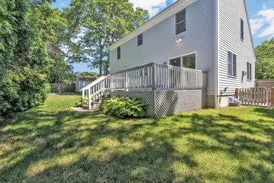 9 Elaine Road, Barnstable MA — view 2