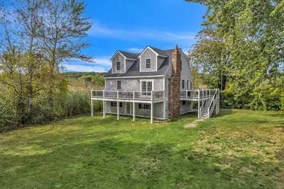 35 Holbrook Avenue, Wellfleet MA