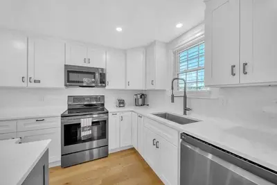 35 Holbrook Avenue, Wellfleet MA — view 4