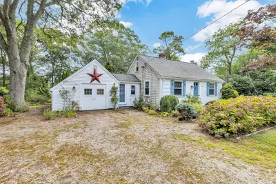 112 Osterville West Barnstable Road, Barnstable MA — view 2