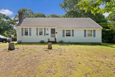 24 S Sea Avenue, Yarmouth MA — view 2