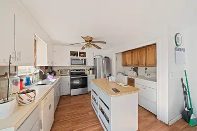 24 S Sea Avenue, Yarmouth MA — view 4