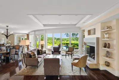 23 the Cartway, Unit 23, Mashpee MA — view 4