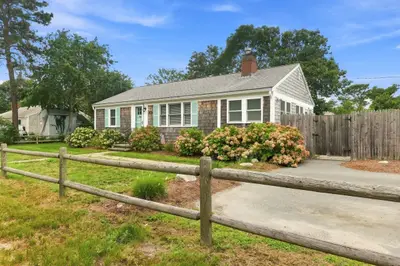 29 Lorree Lane, Dennis MA — view 2
