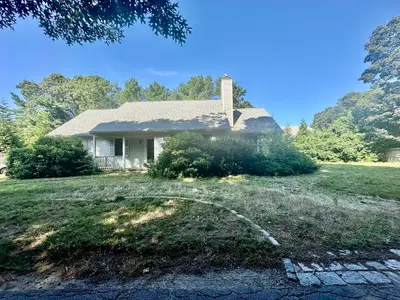 137 Wianno Circle, Barnstable MA — view 2