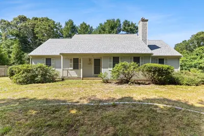137 Wianno Circle, Barnstable MA — view 4