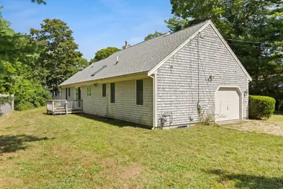 137 Wianno Circle, Barnstable MA — view 5