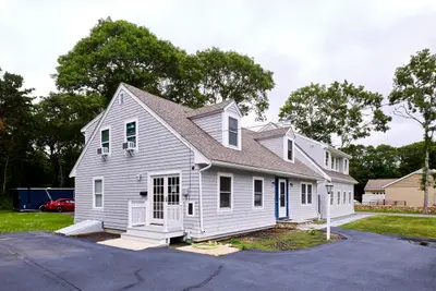 4 Edgerton Drive, Falmouth MA — view 5