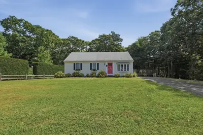 25 Sea Horse Road, Harwich MA — view 2