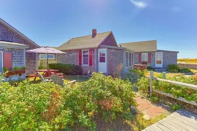 658 Shore Road, Unit 8, Truro MA