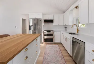 30 Overland Road, Mashpee MA — view 5