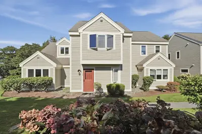 130 Howland Circle, Unit 130