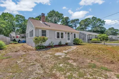 3 Danbury Street, Yarmouth MA — view 4