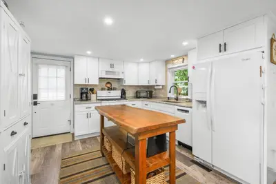 51 Prospect Avenue, Yarmouth MA — view 5