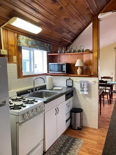 12 Thompson Road, Unit C, Bourne MA — view 4