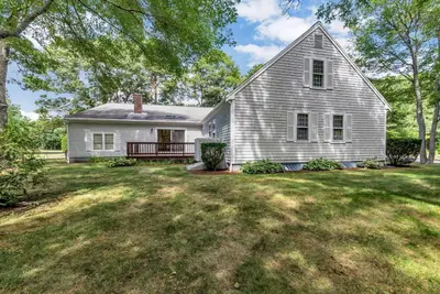 25 Wiley Post Lane, Falmouth MA — view 2
