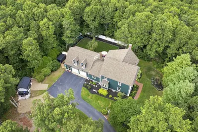 31 Quaker Village Lane, Sandwich MA — view 3