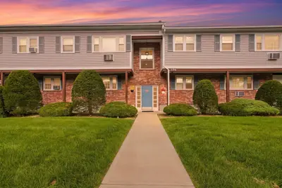 174 Upper County Road, Unit 1-7