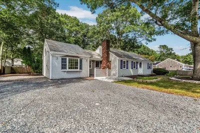 67 Lakefield Road, Yarmouth MA — view 2